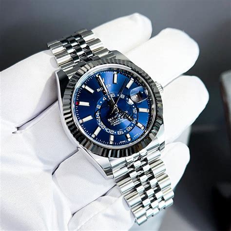 ceas rolex sky dweller|rolex sky dweller symphony.